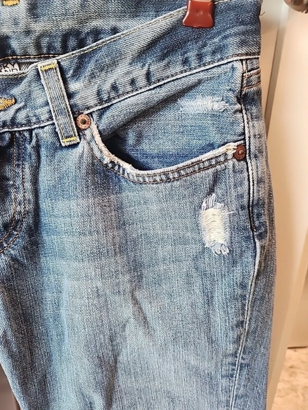 Lucky Brand Light Blue Cropped Jeans - Women's